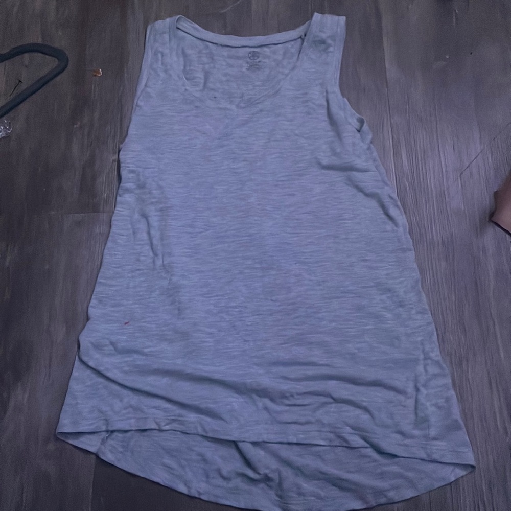 Women’s size s/p light gray  tank top never been won